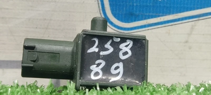 Датчик удара Mercedes-Benz C-Class A1729056000 W204 271860