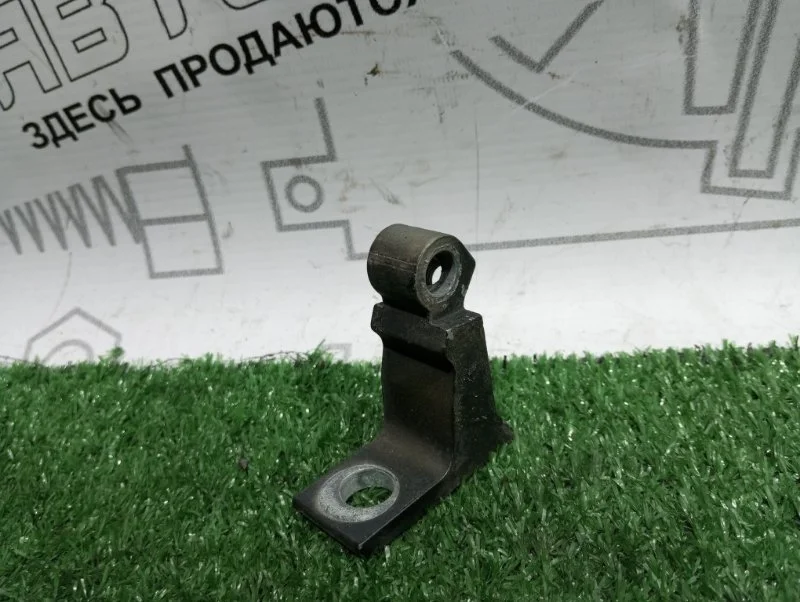 Петля двери Audi A4 8K0831402B 8K5 CAL