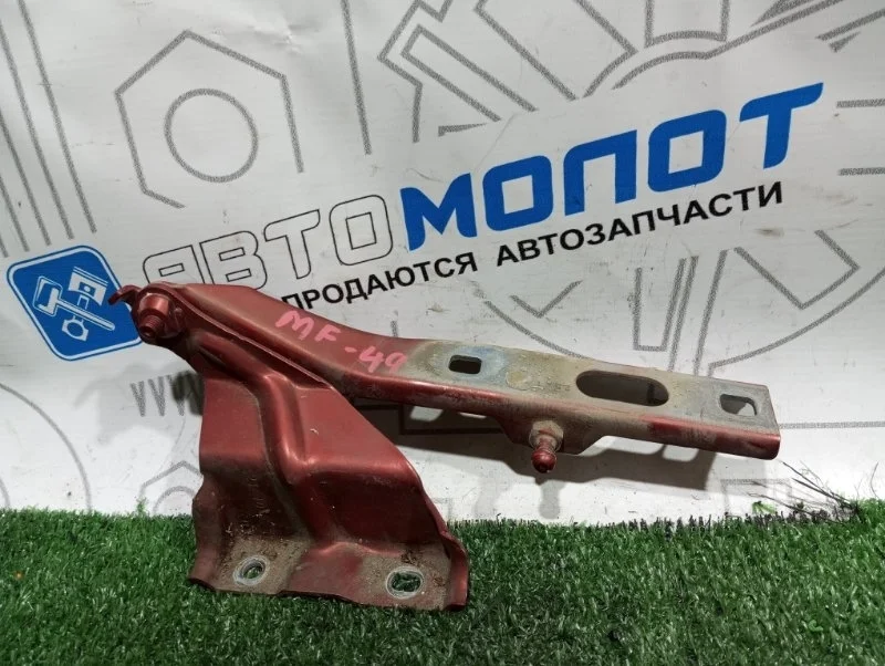 Петля капота Audi A4 8R0823302A B8 CDH, правая