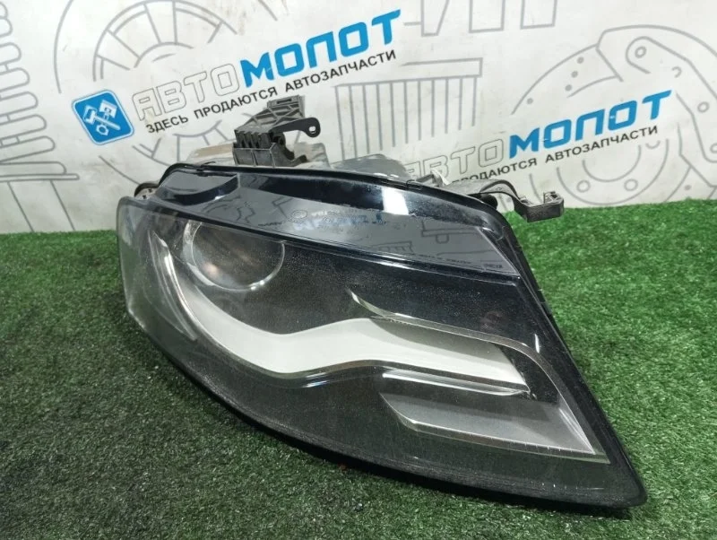 Фара правая Audi A4 8K0941004D B8 CDH, правая