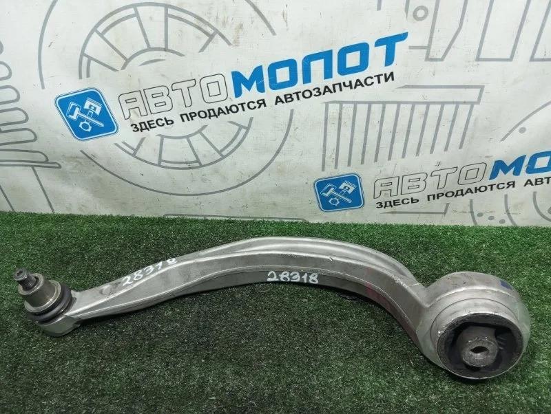 Рычаг передний правый Audi Q5 8K0407696H 8R CDN