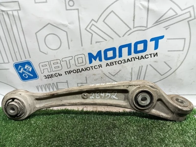 Рычаг передний левый нижний Audi A4 8K0407155B B8 CDH