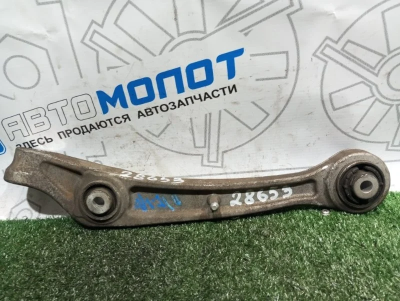 Рычаг передний левый нижний Audi A4 8K0407155B B8 CDH