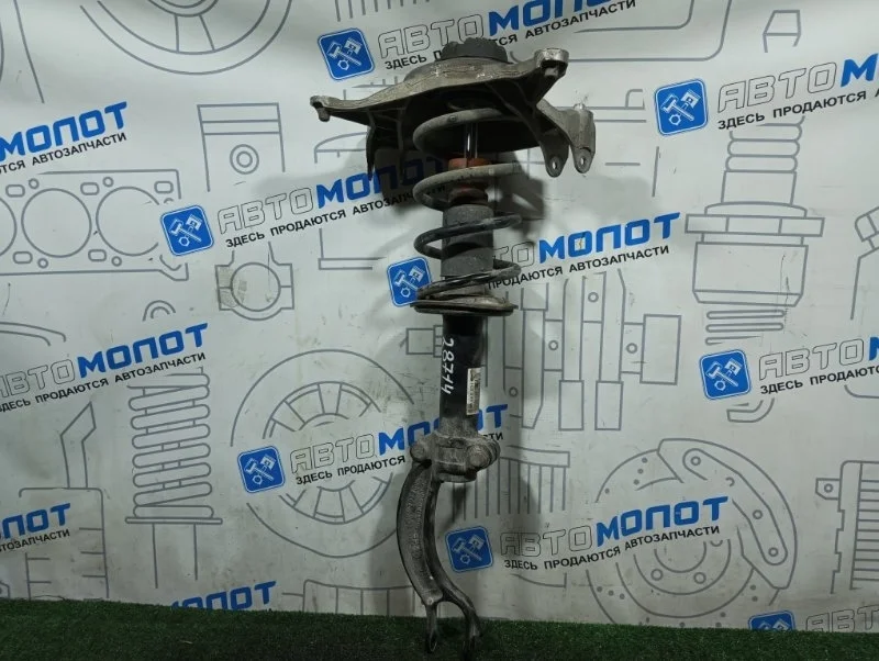 Стойка передняя Audi A4 8K0413031CH B8 CDH