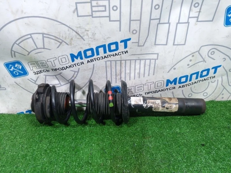 Амортизатор передний Volkswagen Tiguan 5N0413031K 5N1 CAW, левый