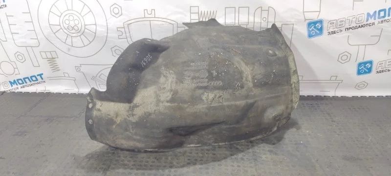 Подкрылок Audi A6 Avant 4G0821133A C7 CHV, передний левый