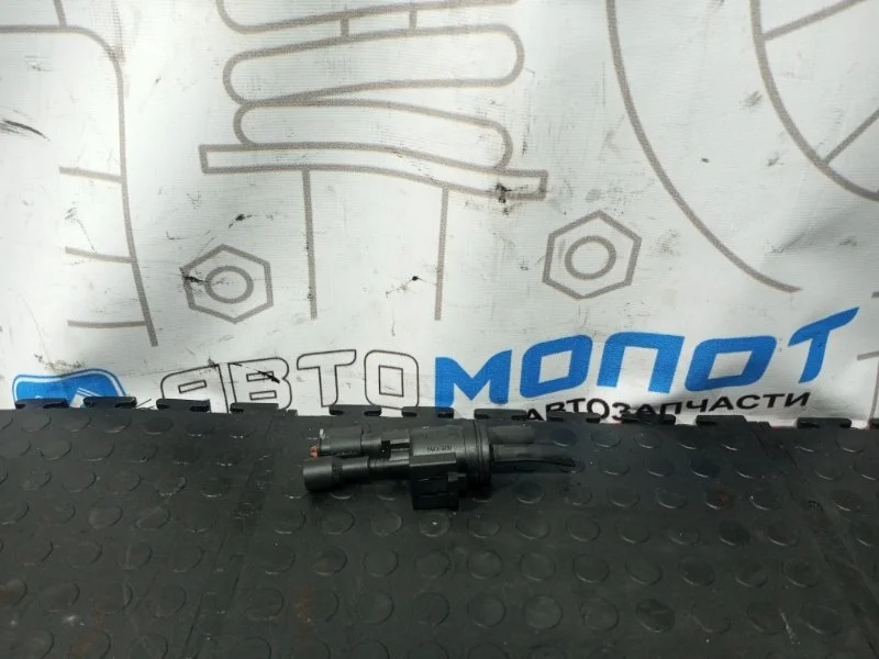 Клапан рециркуляции отработанных газов Mercedes-Benz C-Class 0025407097 W204 271820