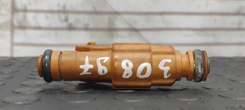 Форсунка топливная Volvo S60 9186340 B5254T2