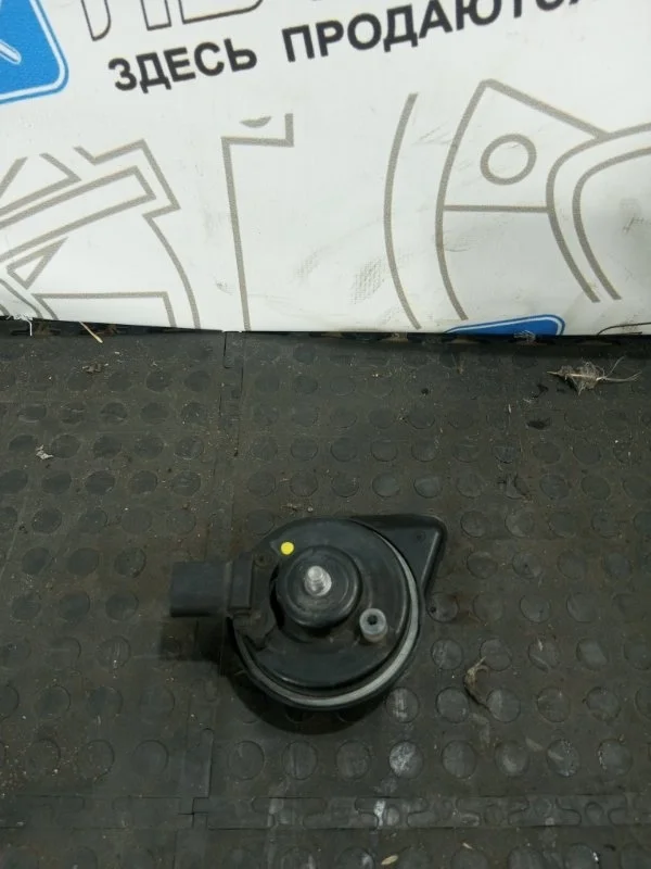 Звуковой сигнал Audi A4 8T0951221 B8 CDH