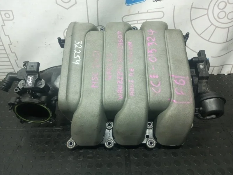 Коллектор впускной Audi A6 Iii 06E133210 4F5 CCE