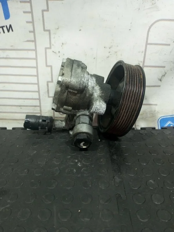 Гидроусилитель руля Hyundai Grand Starex 571004H000 D4CB VGT 174Л.С ЕВРО 4