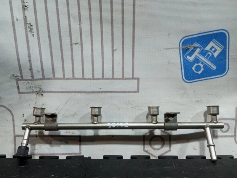 Топливная рампа Chevrolet Cruze 2008 55562597 J300 F16D4