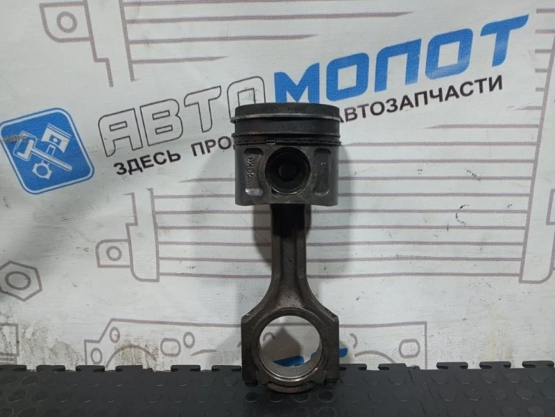 Поршень с шатуном Kia Sorento 235102F100 UM D4HB ЕВРО 6