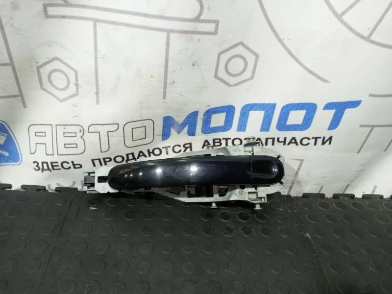 Ручка двери передней наружная левая Volkswagen Golf 6 Variant 1K5837205