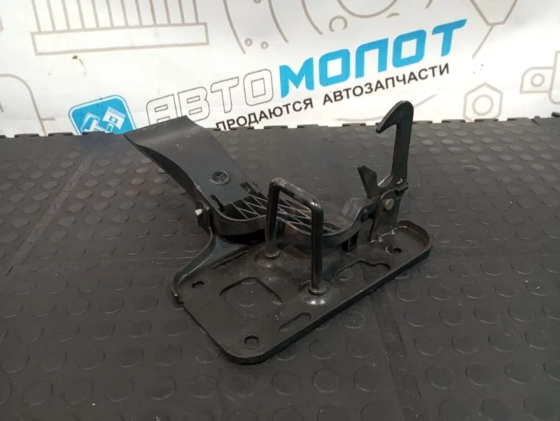 Замок капота Audi A5 2010 8T0823480 8TA CDNC