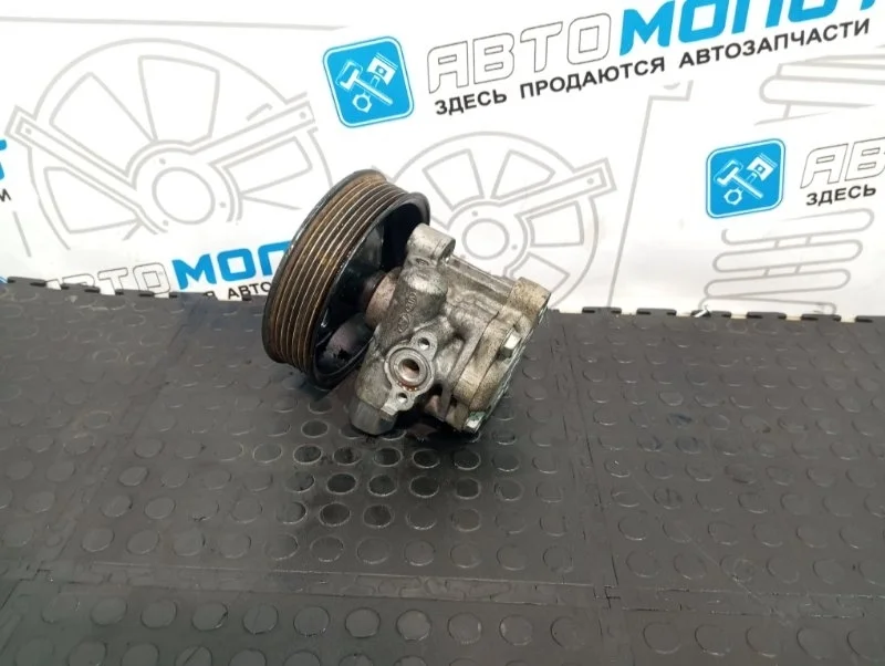 Насос гидроусилителя руля Hyundai Grand Starex 571004H000 D4CB VGT 174Л.С ЕВРО 4