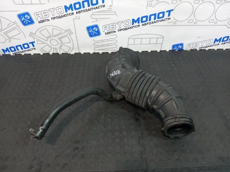 Патрубок воздушного фильтра Hyundai Grand Starex 281384H000 D4CB VGT 174Л.С ЕВРО 4