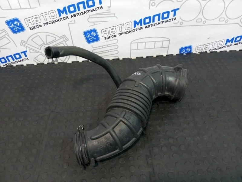 Патрубок воздушного фильтра Hyundai Grand Starex 281384H000 D4CB VGT 174Л.С ЕВРО 4