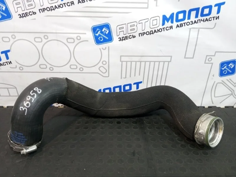 Патрубок интеркулера Volkswagen Touаrеg 7P0145738B FL CRC CRCA