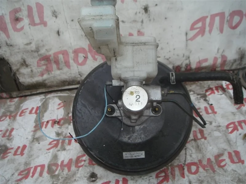 Главный тормозной цилиндр Nissan Serena 460104N011 TC24 QR20DE