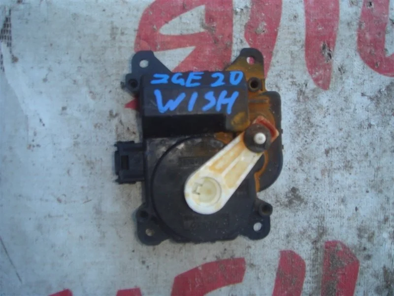 Сервопривод заслонок печки Toyota Wish 0638000181 ZGE20 2ZR-FAE