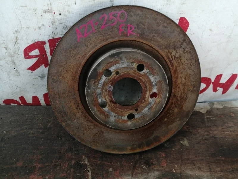 Тормозной диск Toyota Avensis 4351205070 AZT250 1AZ-FSE, передний