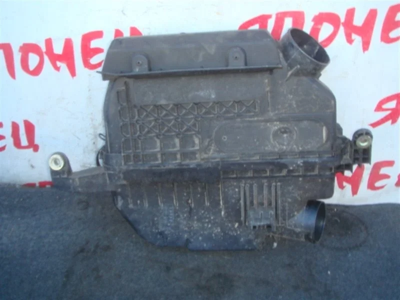 Корпус воздушного фильтра Toyota Estima 1770028090 ACR30 2AZ-FE