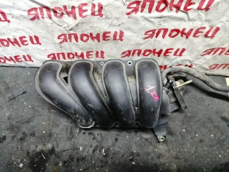 Коллектор впускной Toyota Corolla Spacio 1712022030 ZZE122 1ZZ-FE