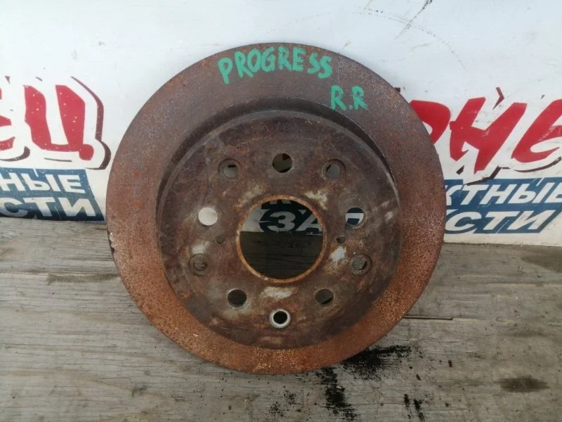 Тормозной диск Toyota Progres 4243151010 JCG10 1JZ-FSE, задний