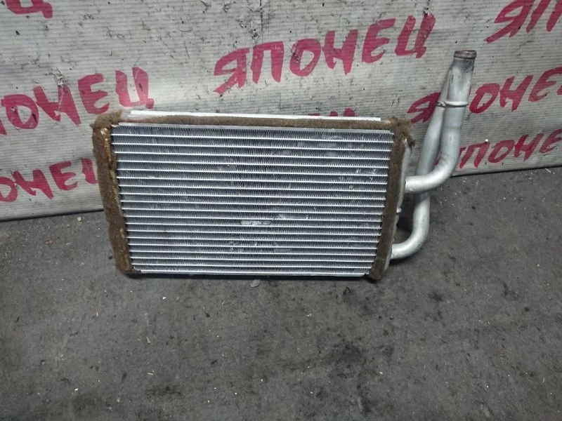 Радиатор печки Mitsubishi Lancer MR568307 CS5A 4G15