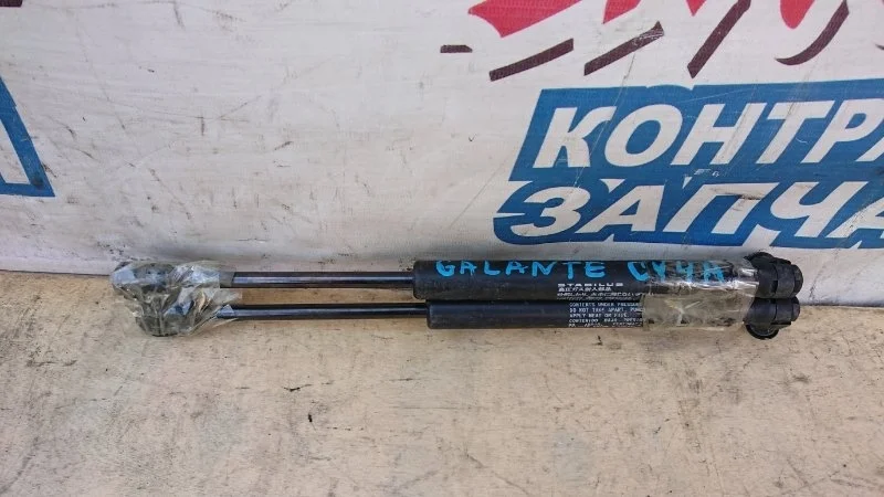 Амортизатор багажника Mitsubishi Galant Fortis 5925A001 CY4A 4B10, задний