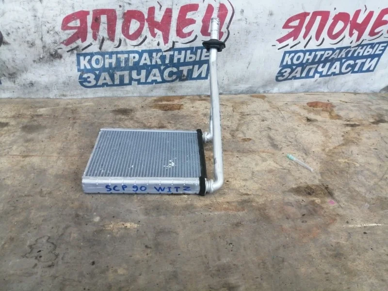 Радиатор печки Toyota Vitz 8710752060 SCP90 2SZ-FE
