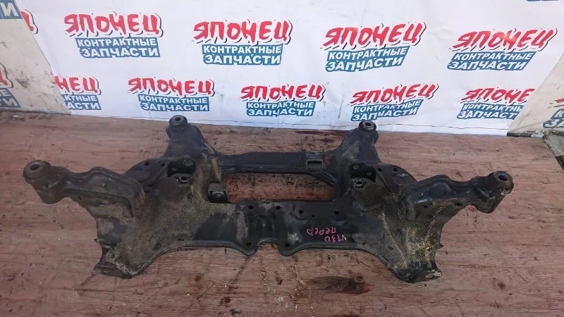 Балка Nissan X-Trail 544008H500 NT30 QR20DE, передняя