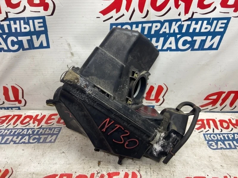 Корпус воздушного фильтра Nissan X-Trail 165008H301 NT30 QR20DE