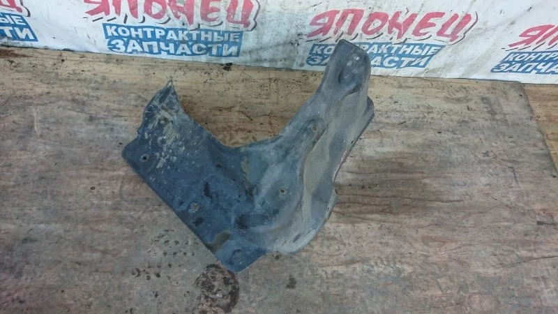 Защита двигателя Toyota Corolla Fielder 5144112190 NZE124 1NZ-FE, передняя правая