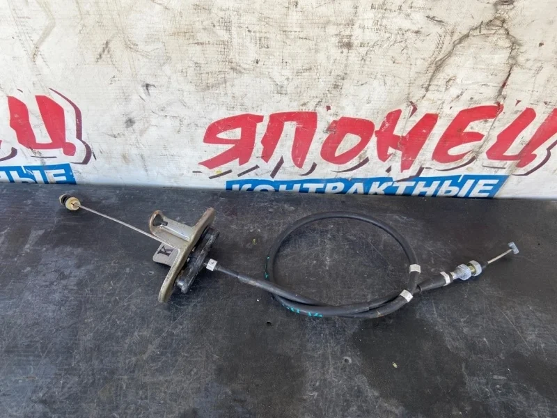 Тросик газа Nissan Bluebird 182012J205 HU14 SR20DE