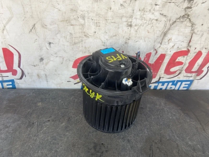 Мотор печки Nissan Juke 2011 272261KL0A YF15 HR15DE