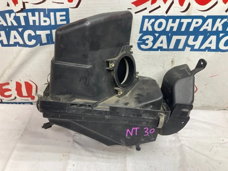 Корпус воздушного фильтра Nissan X-Trail 165008H301 NT30 QR20DE
