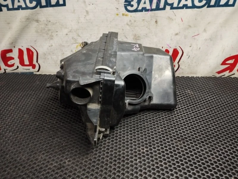 Корпус воздушного фильтра Nissan Serena 165008H301 TC24 QR20DE