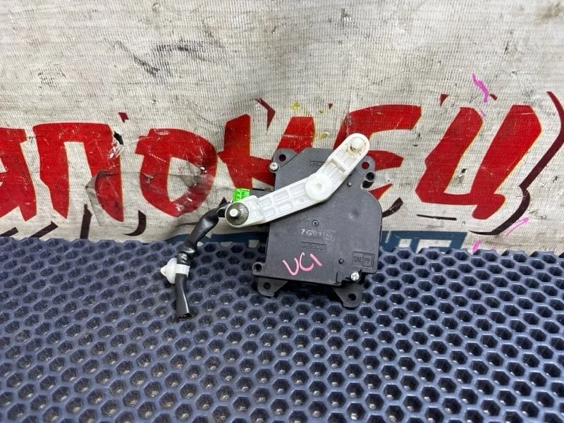 Сервопривод заслонок печки Honda Inspire 1138002320 UC1 J30A