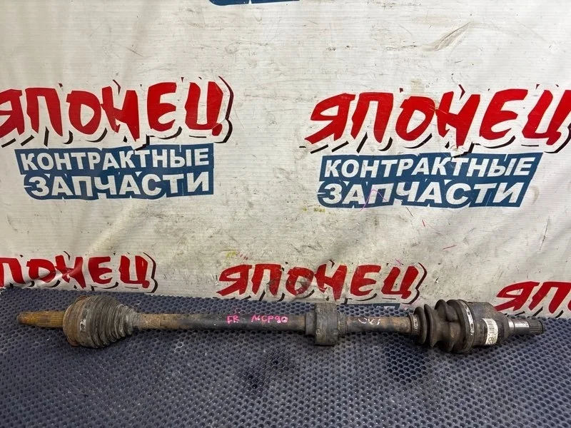 Привод Toyota Vitz 4341052210 NCP91 1NZ-FE, передний правый