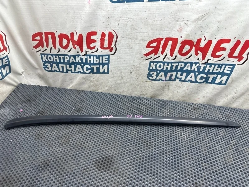 Молдинг лобового стекла Honda Stream 73152S7A003 RN3 K20A, правый
