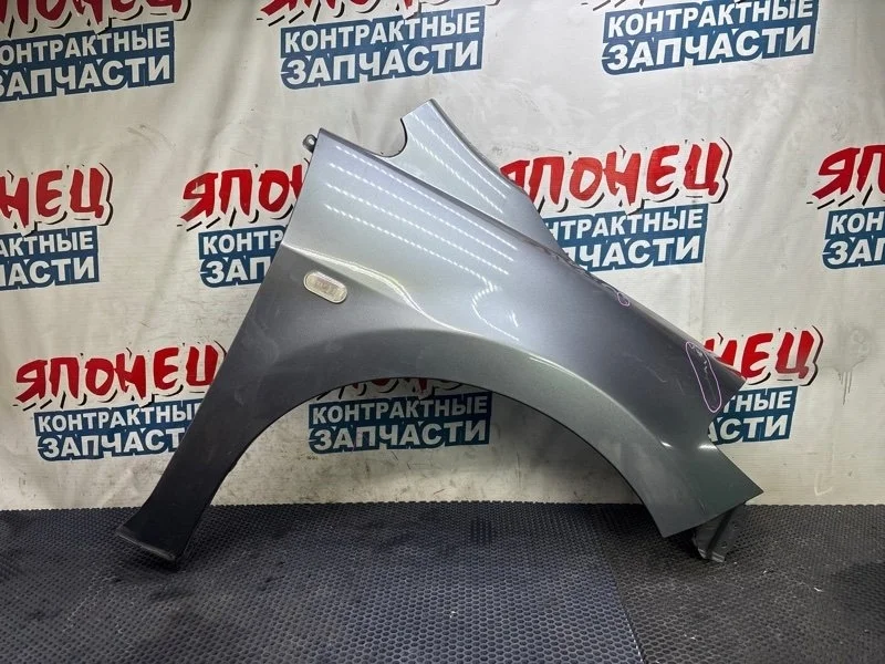 Крыло Nissan Tiida 2006 63100ED030 C11 HR15DE, переднее правое