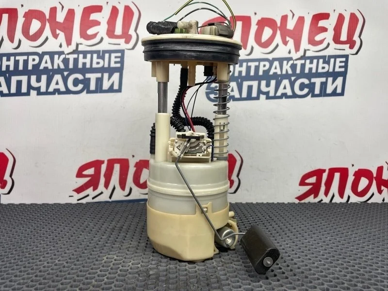 Топливный насос Nissan Dualis 2013 17040JG00A KJ10 MR20DE
