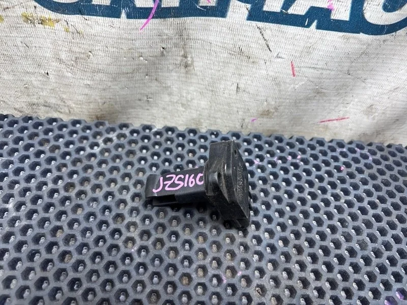 Расходомер воздушный Toyota Aristo 2220422010 JZS160 2JZ-GE