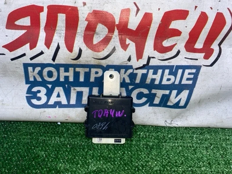 Блок управления корректором фар Suzuki Escudo 3862065J01 TDA4W J24B