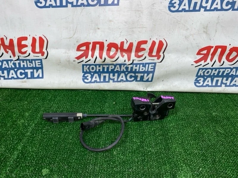 Замок капота Volkswagen Touran 5G1823509B 1T3 CBZA, передний