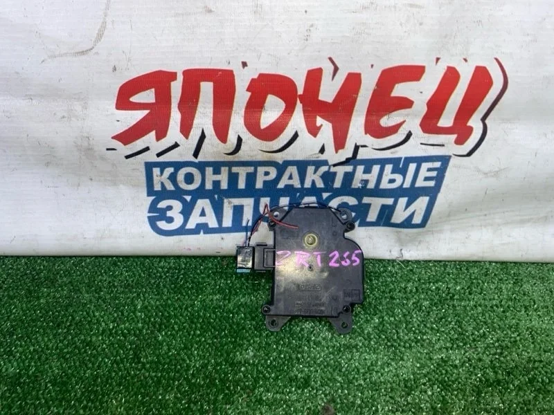 Сервопривод заслонок печки Toyota Premio 0638000181 ZRT265 2ZR-FE