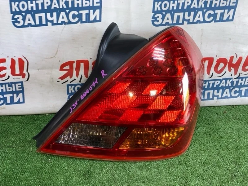 Стоп-сигнал Nissan Teana 265509W50B J31 VQ23DE, правый