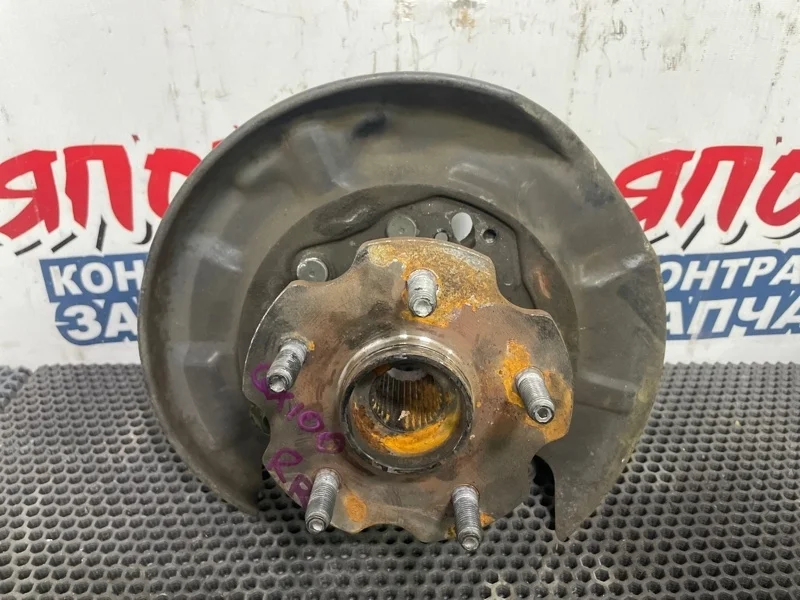 Ступица Toyota Mark Ii 4230430040 GX100 1G-FE, задняя правая